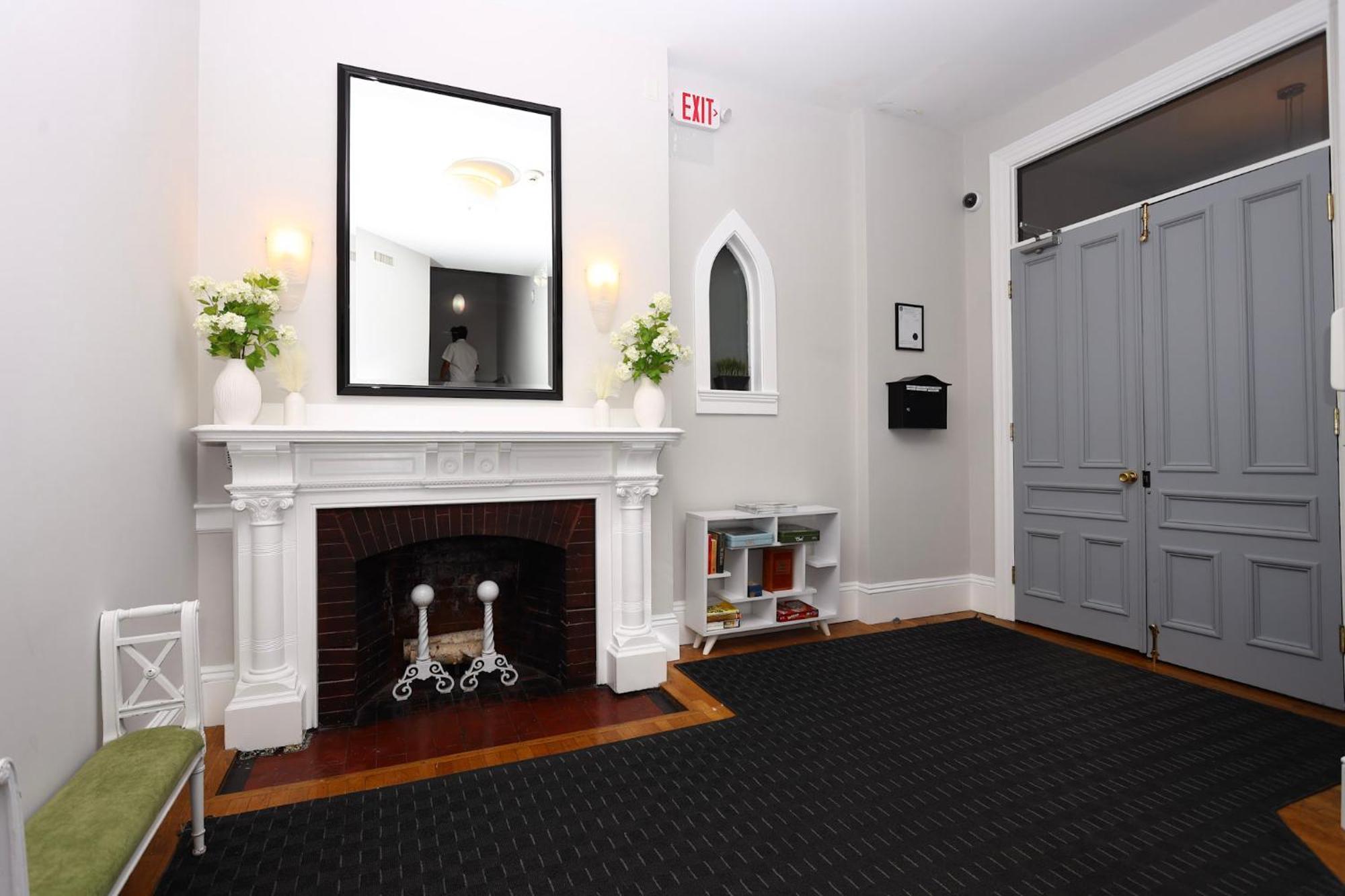 Cozy Newbury Street Studio, #5 بوسطن المظهر الخارجي الصورة